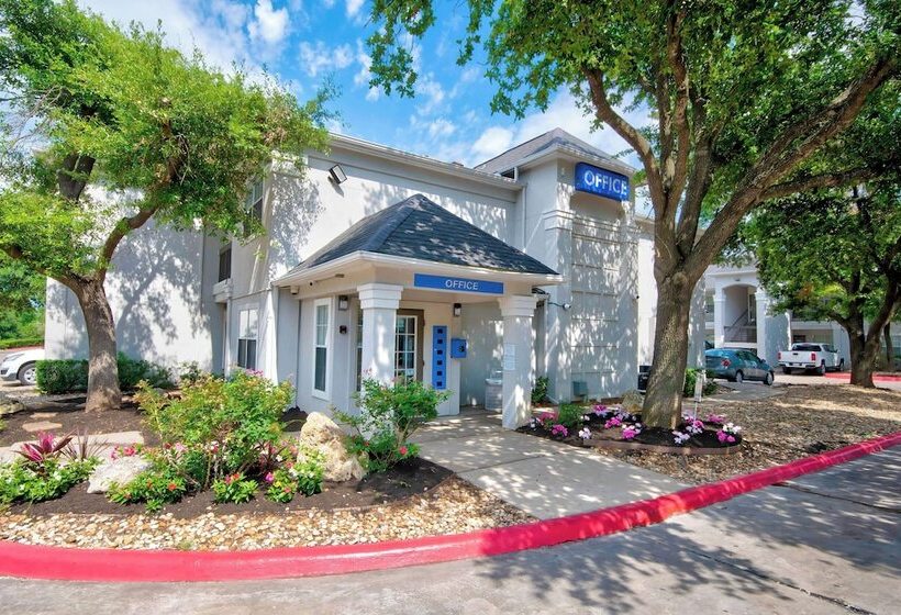 Studio 6austin, Tx  Midtown