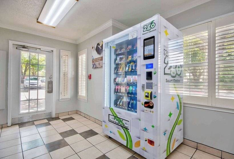 Studio 6austin, Tx  Midtown