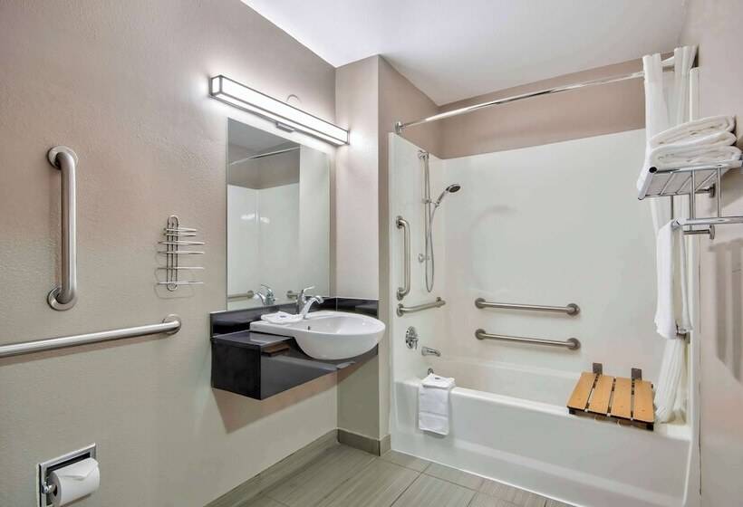 Studio 6austin, Tx  Midtown