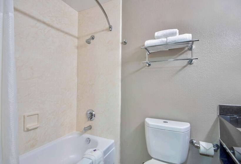 Studio 6austin, Tx  Midtown