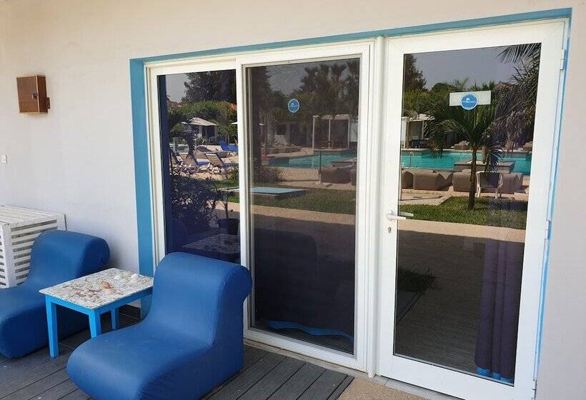 هتل Djembe Beach Resort