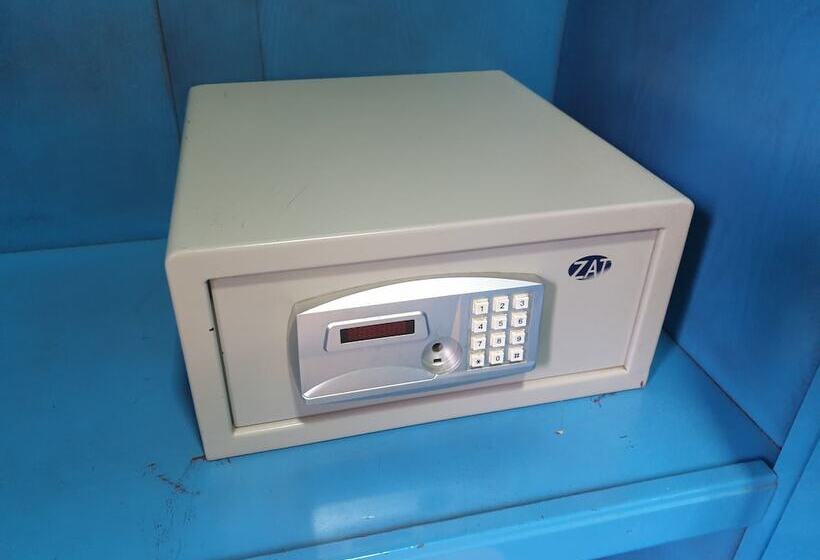 هتل Djembe Beach Resort