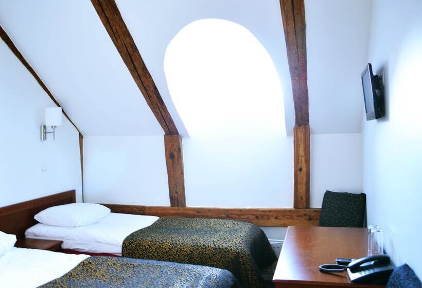 تختخواب و صبحانه Gotthard Residents