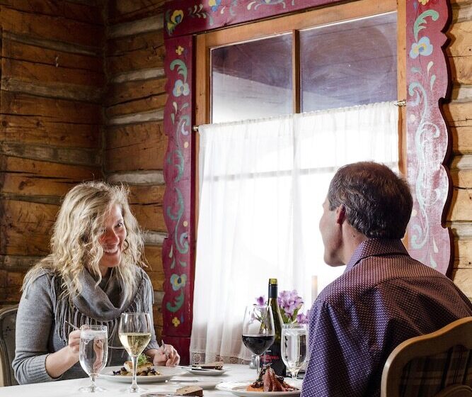 تختخواب و صبحانه Ski Tip Lodge By Keystone Resort