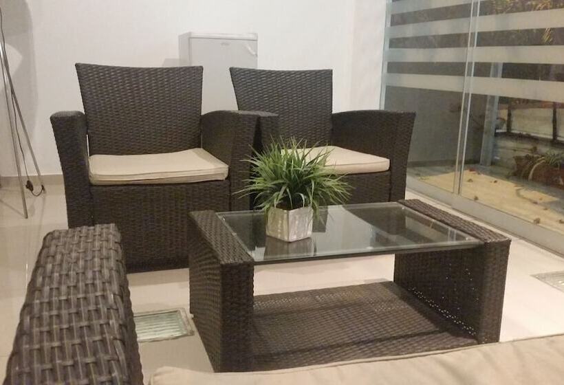 Casahotel Jockey Plaza Mall