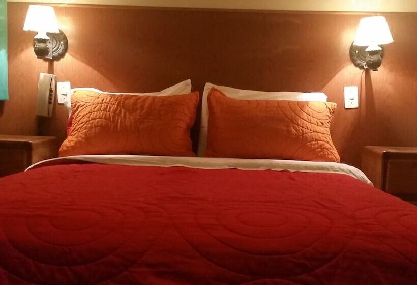 Casahotel Jockey Plaza Mall