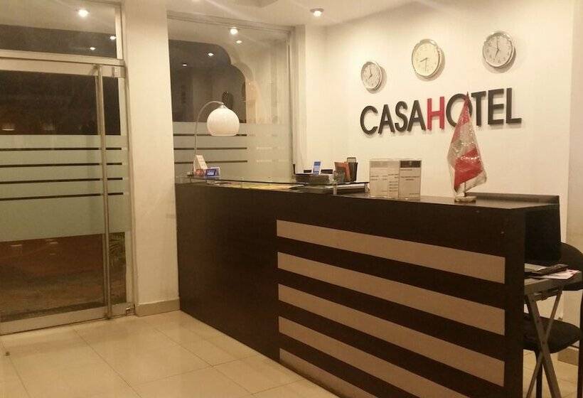 Casahotel Jockey Plaza Mall