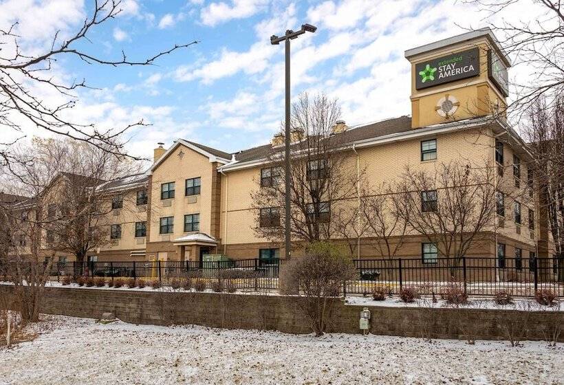 Extended Stay America Suites   Chicago   Schaumburg   I 90