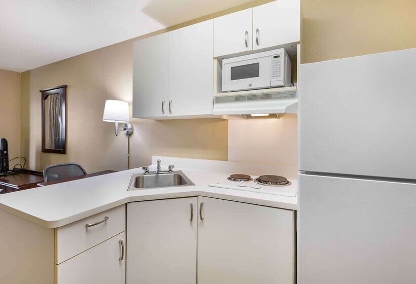 Extended Stay America Suites   Cleveland   Beachwood   Orange Place   South