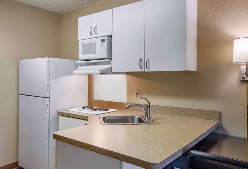 Extended Stay America Suites  Boston  Braintree