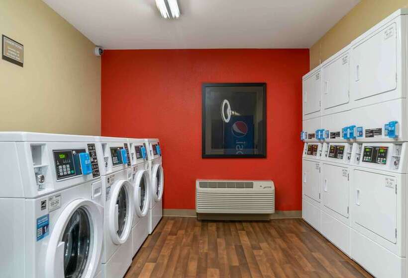 Extended Stay America Suites  Detroit  Metropolitan Airport