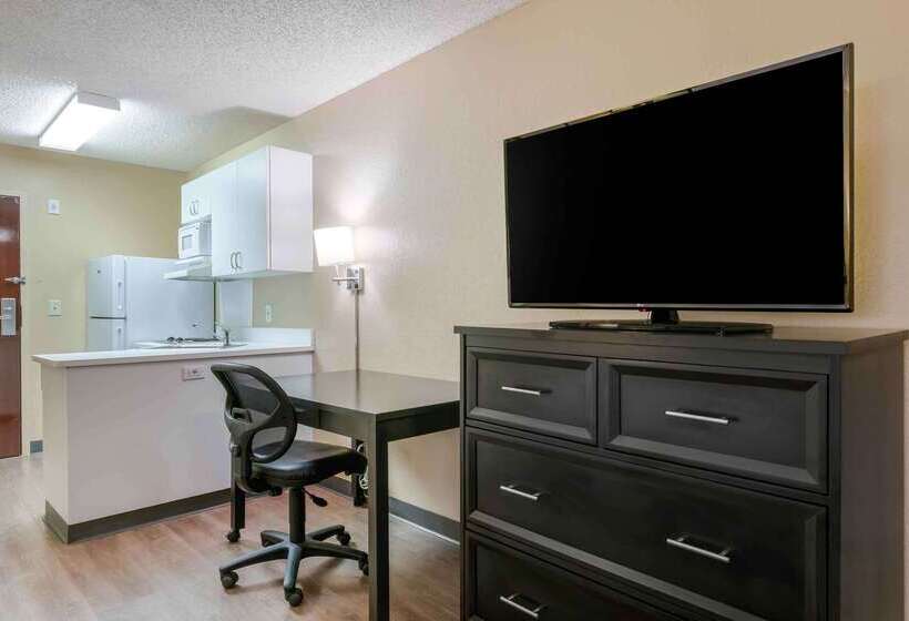 Extended Stay America Suites Hampton Coliseum