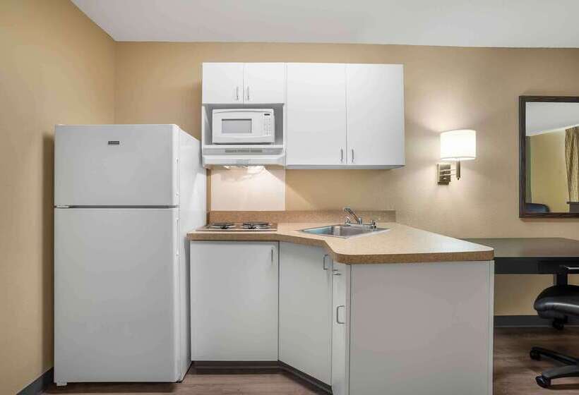 Extended Stay America Select Suites   New Orleans   Airport
