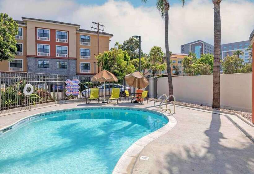 Extended Stay America Suites  Orange County  Anaheim Convention Center