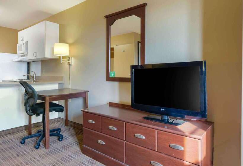 Mainstay Suites Rochester South Mayo Clinic
