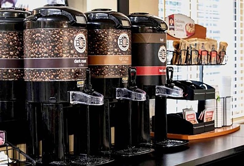 Mainstay Suites Rochester South Mayo Clinic