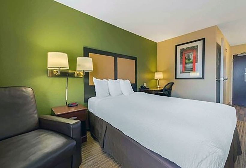 Mainstay Suites Rochester South Mayo Clinic