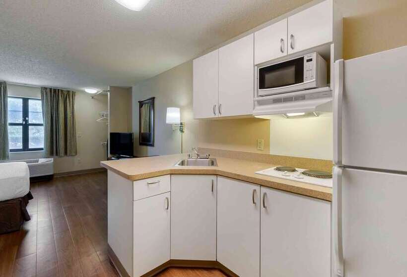 Extended Stay America Suites  San Diego  Carlsbad Village By The Sea