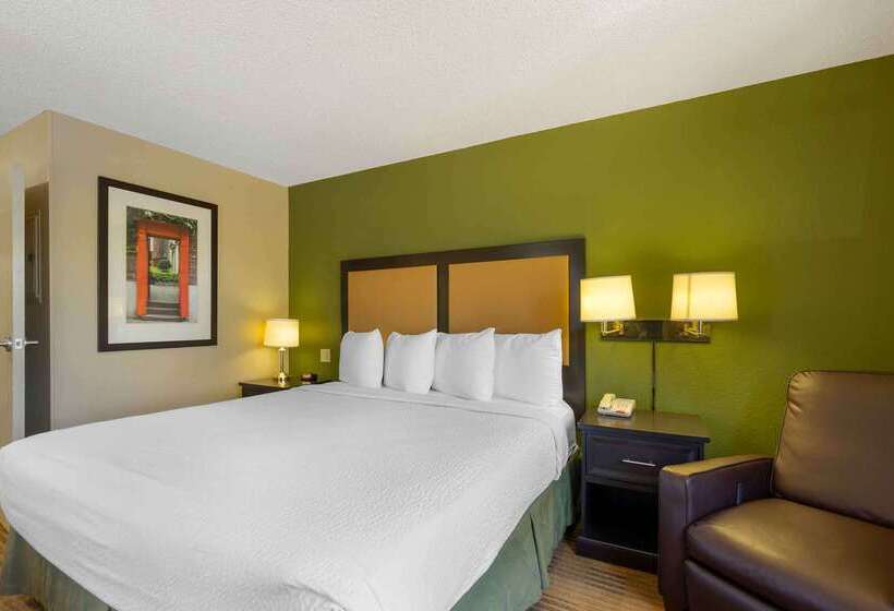 Extended Stay America Suites  Tampa  Airport  Spruce Street