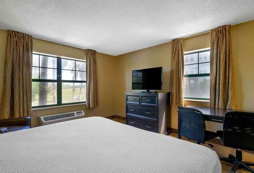 Extended Stay America Suites  Tampa  Airport  Spruce Street