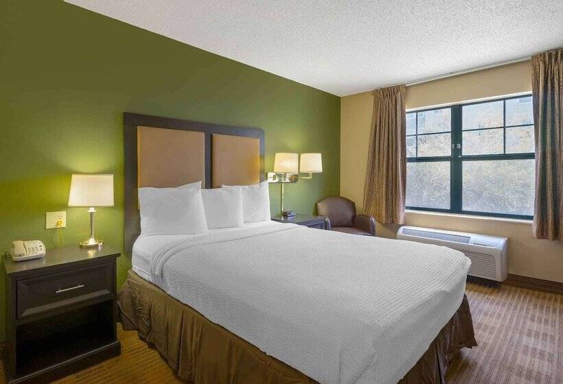 Extended Stay America Suites  Tampa  Airport  Spruce Street