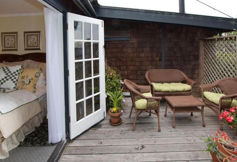 Headlands Inn Bed And Breakfast