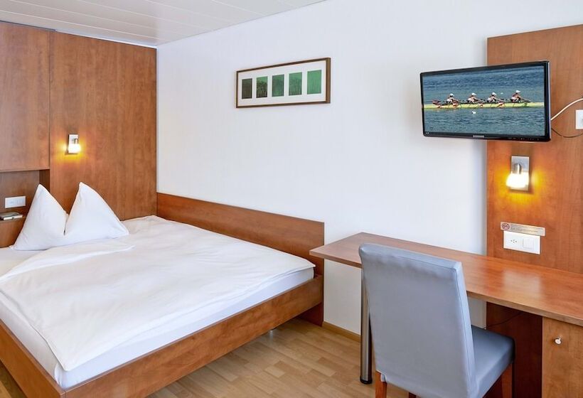 בית מלון כפרי Aarauerhof   Self Check In