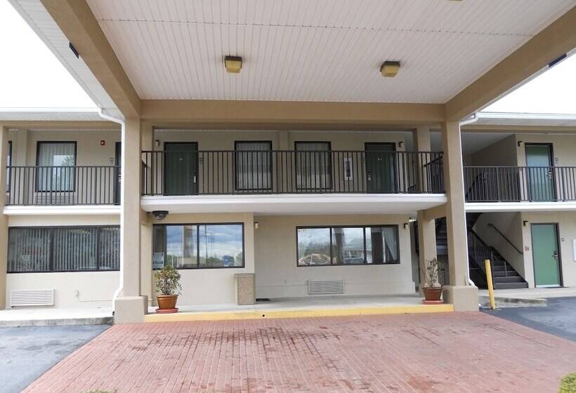 בית מלון כפרי America S Best Inn & Suites   Decatur