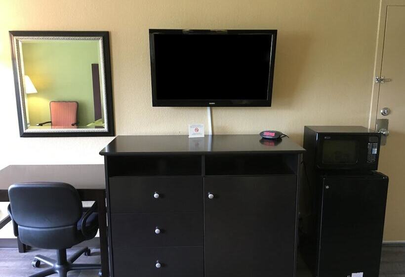 فندق American Inn    Pontotoc