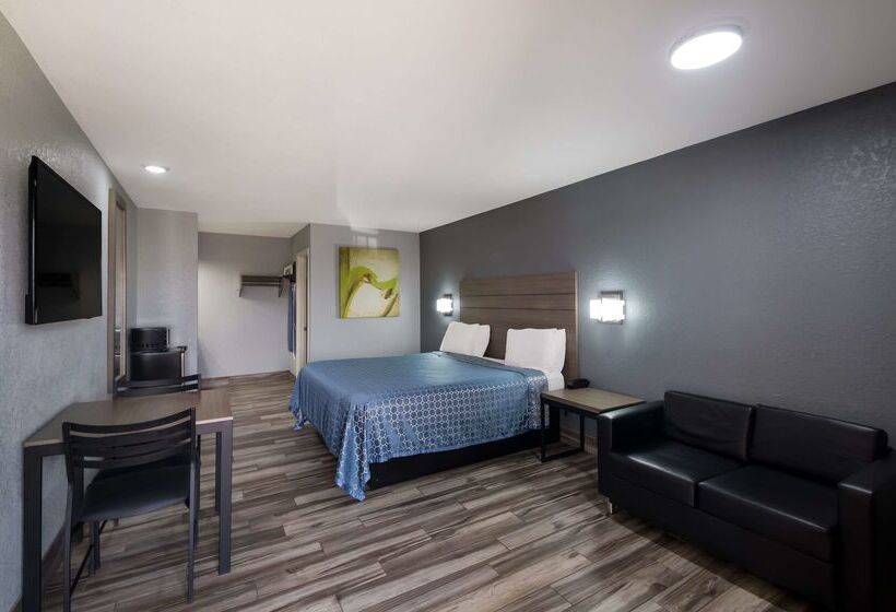 Отель Americas Best Value Inn Buda