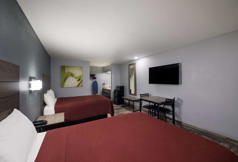 Отель Americas Best Value Inn Buda