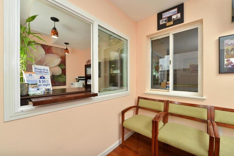 فندق Americas Best Value Inn Lakewood Tacoma S