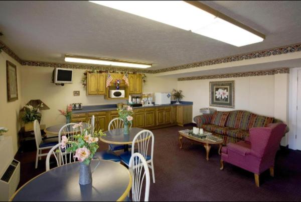 Отель Americas Best Value Inn Litchfield
