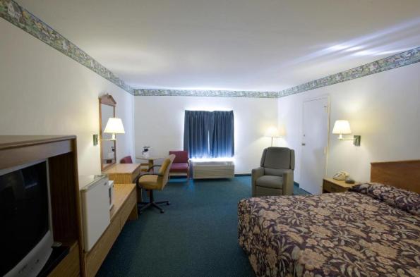 Отель Americas Best Value Inn Litchfield