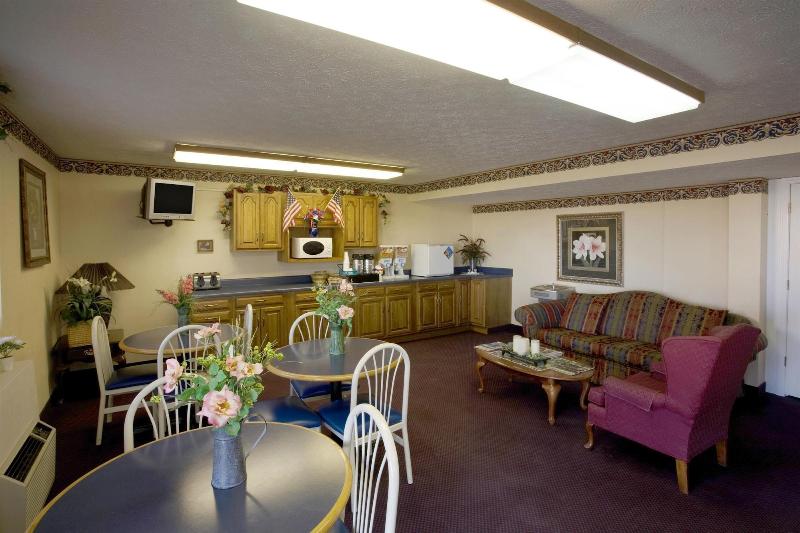 Отель Americas Best Value Inn Litchfield