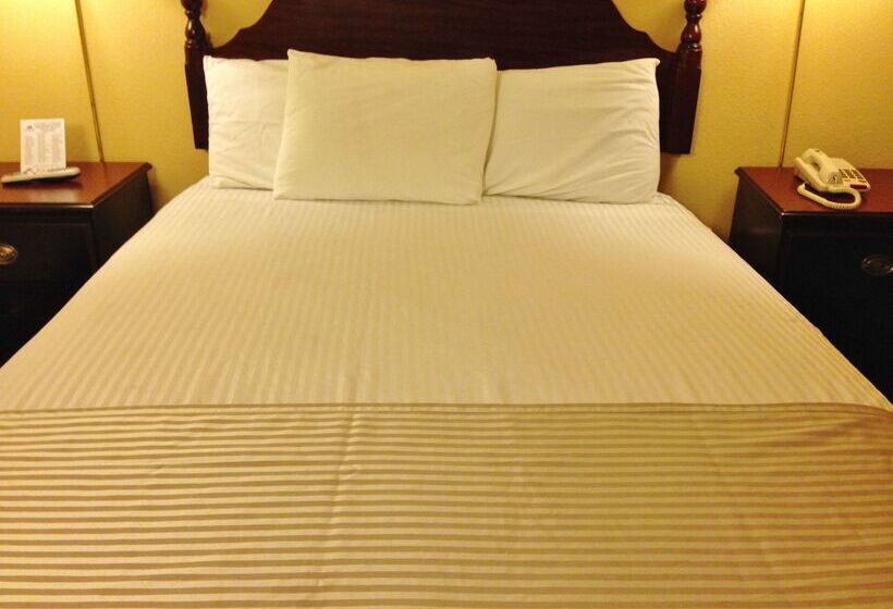 Отель Americas Best Value Inn Macomb