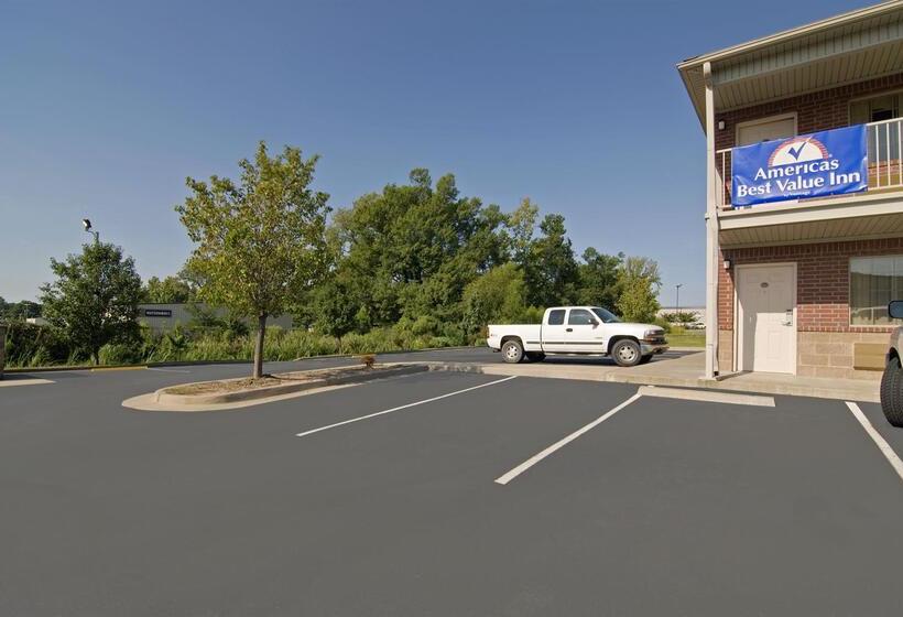 בית מלון כפרי Americas Best Value Inn Bryant