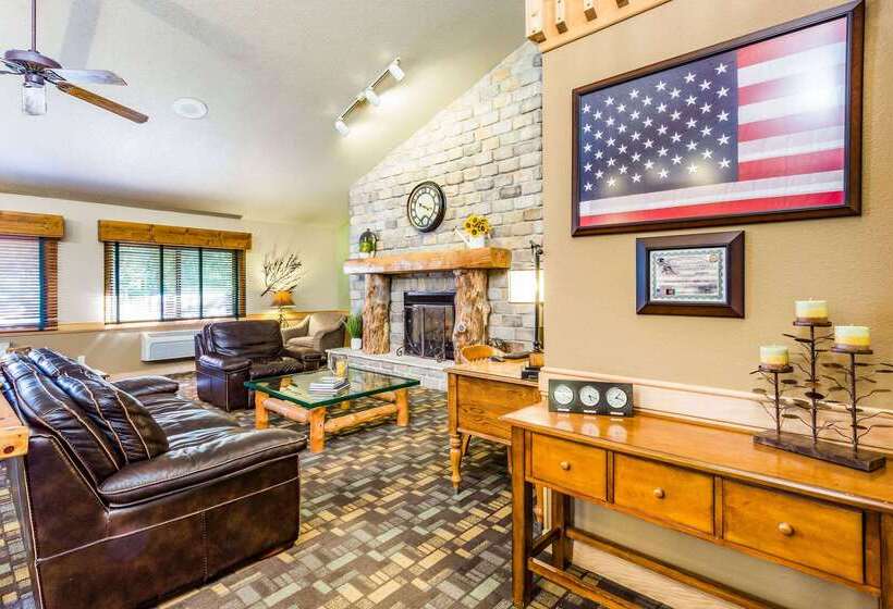בית מלון כפרי Americinn By Wyndham Hampton