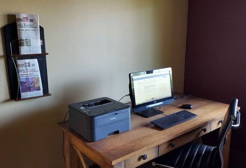 호텔 Americinn By Wyndham Madison Sd