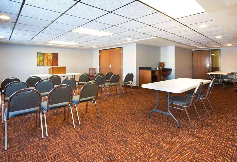 فندق Americinn By Wyndham New London