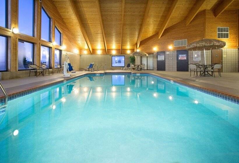 فندق Americinn By Wyndham New London