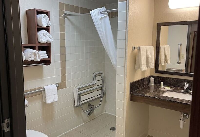 فندق Americinn By Wyndham New London