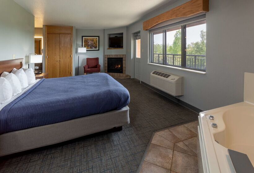 فندق Black Beach Inn By Grandstay