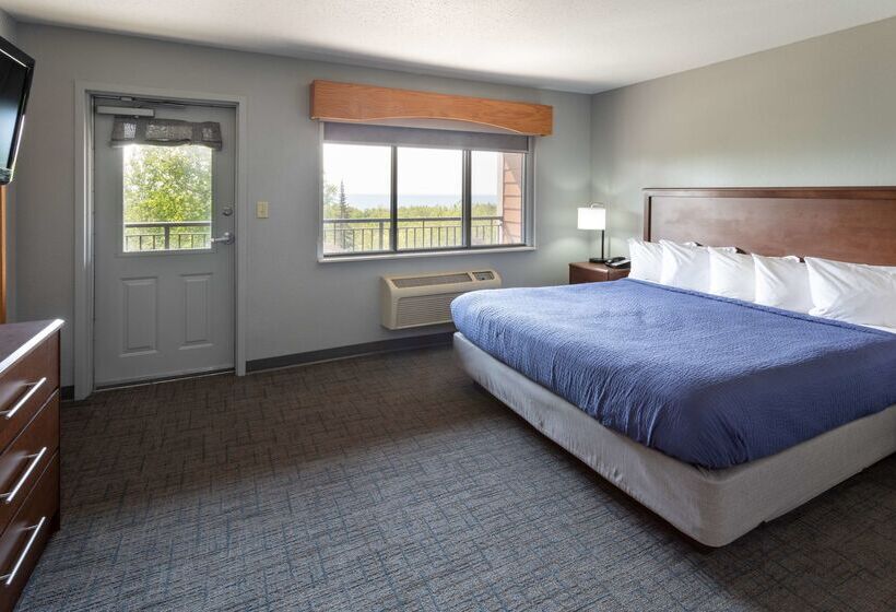 فندق Black Beach Inn By Grandstay