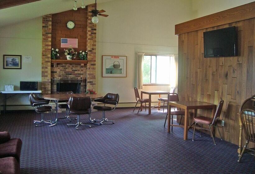 酒店 Amerivu Inn & Suites Avon