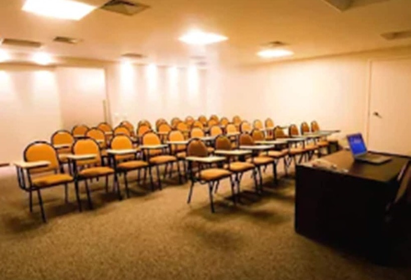 호텔 América Bittar