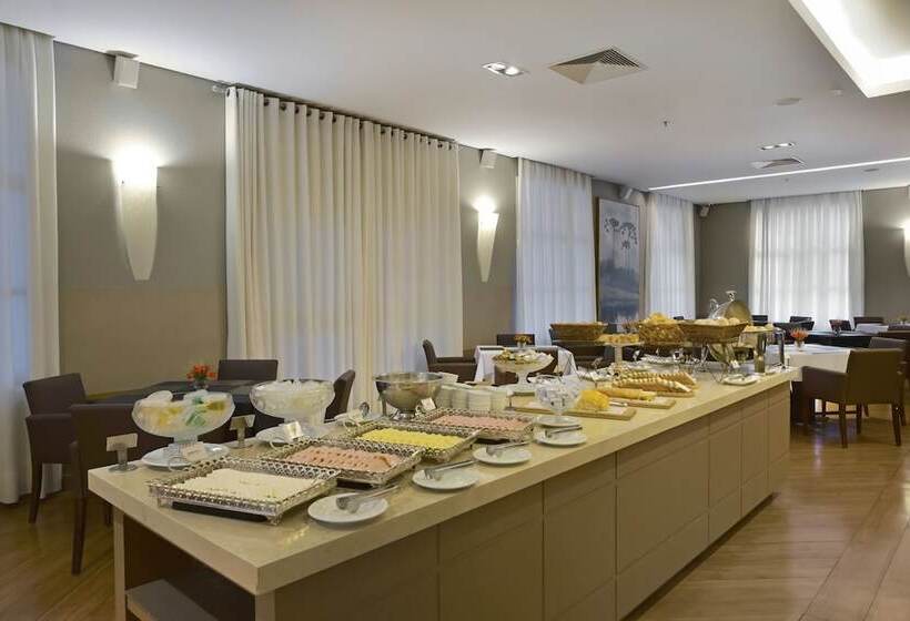 호텔 Araucaria Plaza