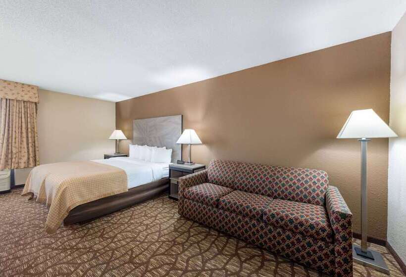 בית מלון כפרי Baymont By Wyndham Lawrence