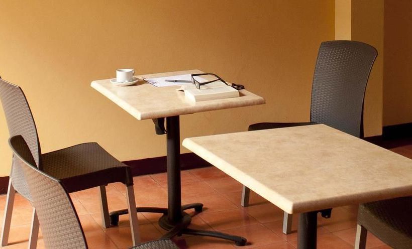 فندق Las Mercedes Leon