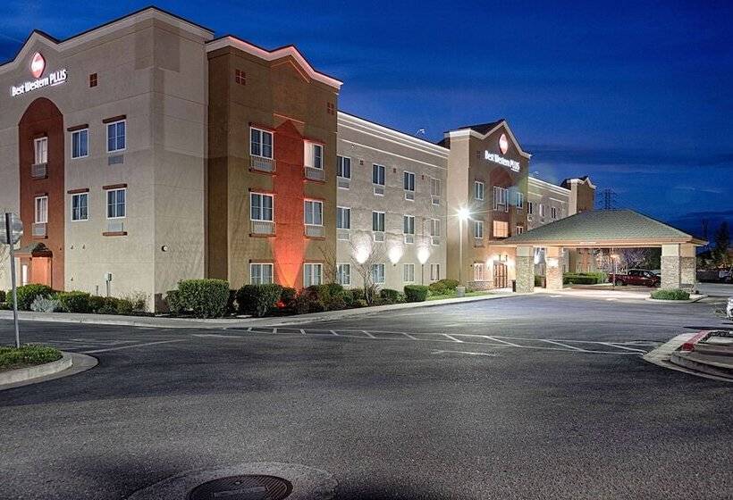 酒店 Best Western Plus Delta Inn & Suites